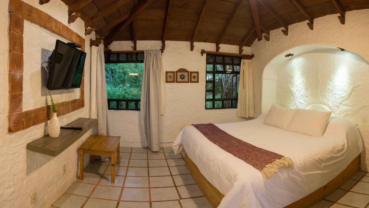 San Cristóbal de Las Casas Hotel Bosques Del Sol Suites מראה חיצוני תמונה